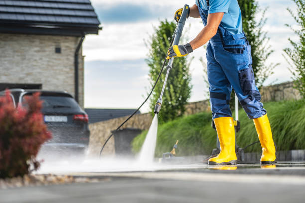 Best Playground Equipment Cleaning  in Braddock, PA